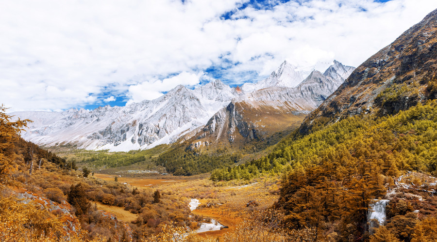 稻城亞丁旅游