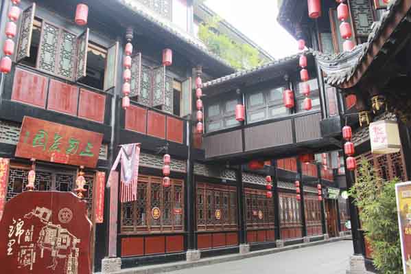 四川旅游